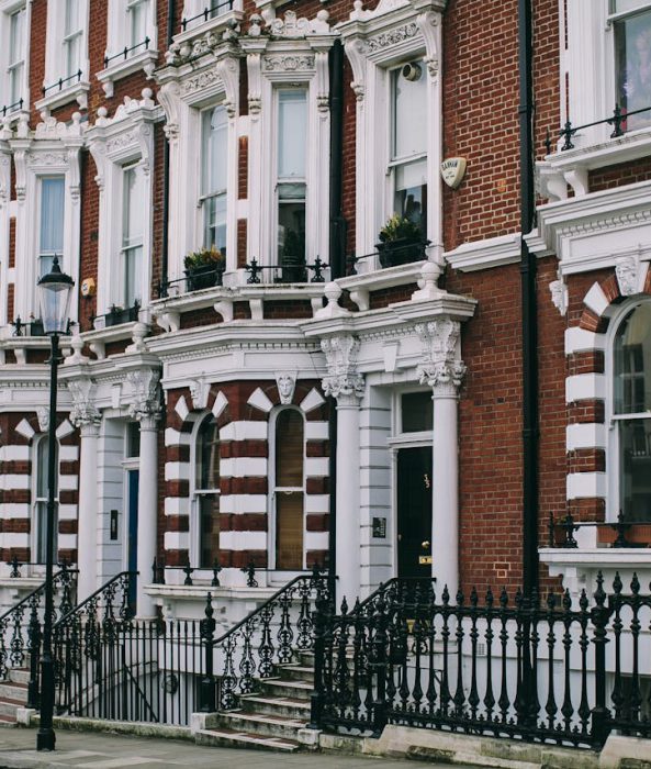 Domestic construction: brick houses with decorative stonework